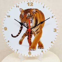Load image into Gallery viewer, Animal Clocks, A Choice Of Animals on a Quartz Clock. Stand or Wall Mounted, 200mm, Battery Included
